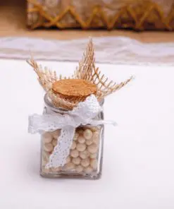 Pot carré en verre dragées