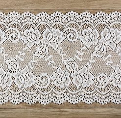 chemin de table dentelle retro