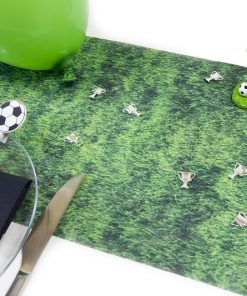 chemin de table pelouse