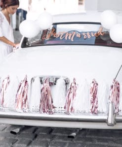 Décoration voiture mariage rose gold