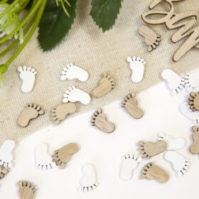 Confettis de table petits pieds en bois