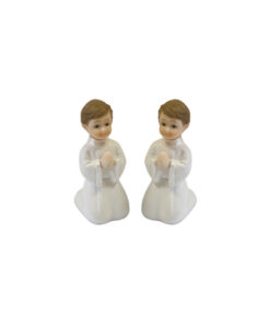 sujet communion garçon agenouillé