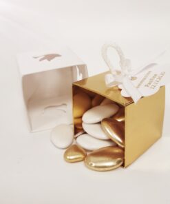 Dragees communion or et blanc