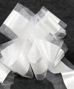 Noeud tulle avec traine