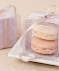 boite-cadeau invite-macaron