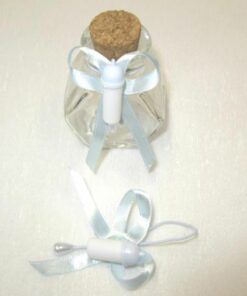 mini biberon attache