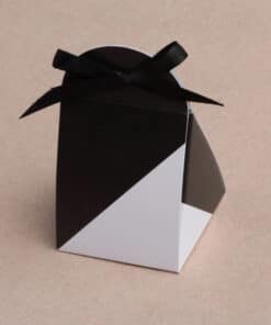 Boite à dragees noir et blanc