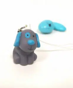 dragees chien gris et turquoise avec attache