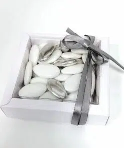 boite a dragees carré blanc et couvercle transparent 2