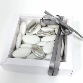 boite a dragees carré blanc et couvercle transparent 2