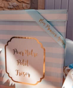 Urne petit trésor bleu ciel blanc et or