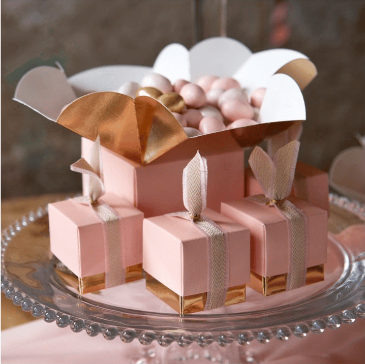 Contenant Dragées - Cube rose et or - GM - Lot de 10 – Image 2