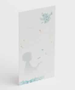 image communion garçon avec colombe