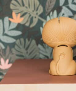 Alternative view of Tirelire- Lion - Hakuna