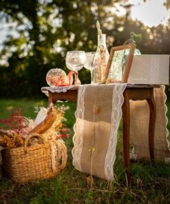 chemin de table bordure dentelle