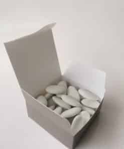 boite a dragees taupe carré