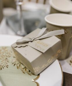 contenant dragées vert sauge et or