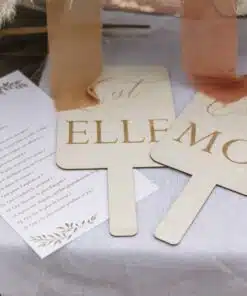 Jeux pour mariage blanc et or